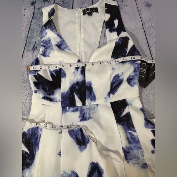 NWT Lulus Seeing Chic Blue and Ivory Print Skater Formal Wedding Dress Size S - Picture 8 of 11
